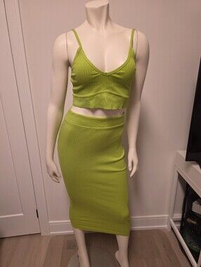 NWT Zara Lime Green Ribbed Midi Skirt S